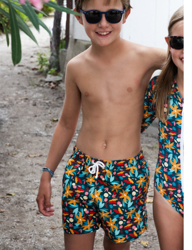 CORSAIRE FLEURI Les UltraViolettes short de bain enfant garçon anti-UV UPF50+ en tissu recyclé écoresponsable