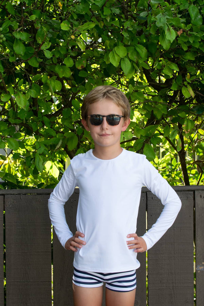 tee-shirt enfant garçon anti-UV UPF50+ écoresponsable en tissu recyclé pirate blanc marque française Les UltraViolettes